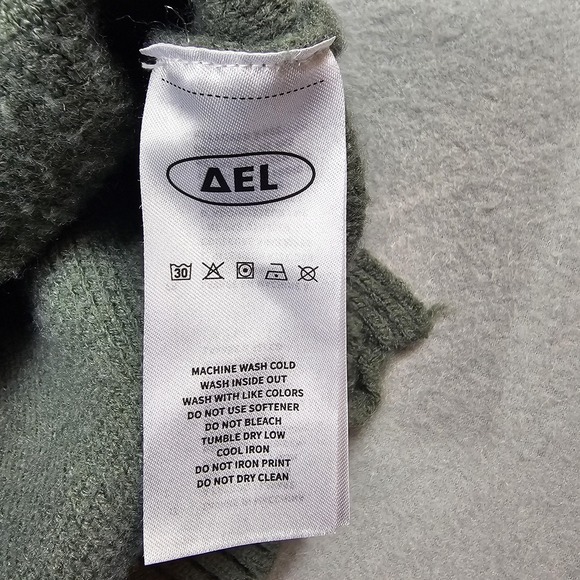 Aelfric Eden Sweater Mens Medium Green Distressed Ripped Knit Crewneck Pullover - Picture 6 of 8